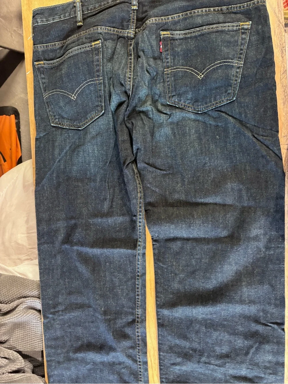 Levi's Men's Indigo Blue Straight-Leg Jeans